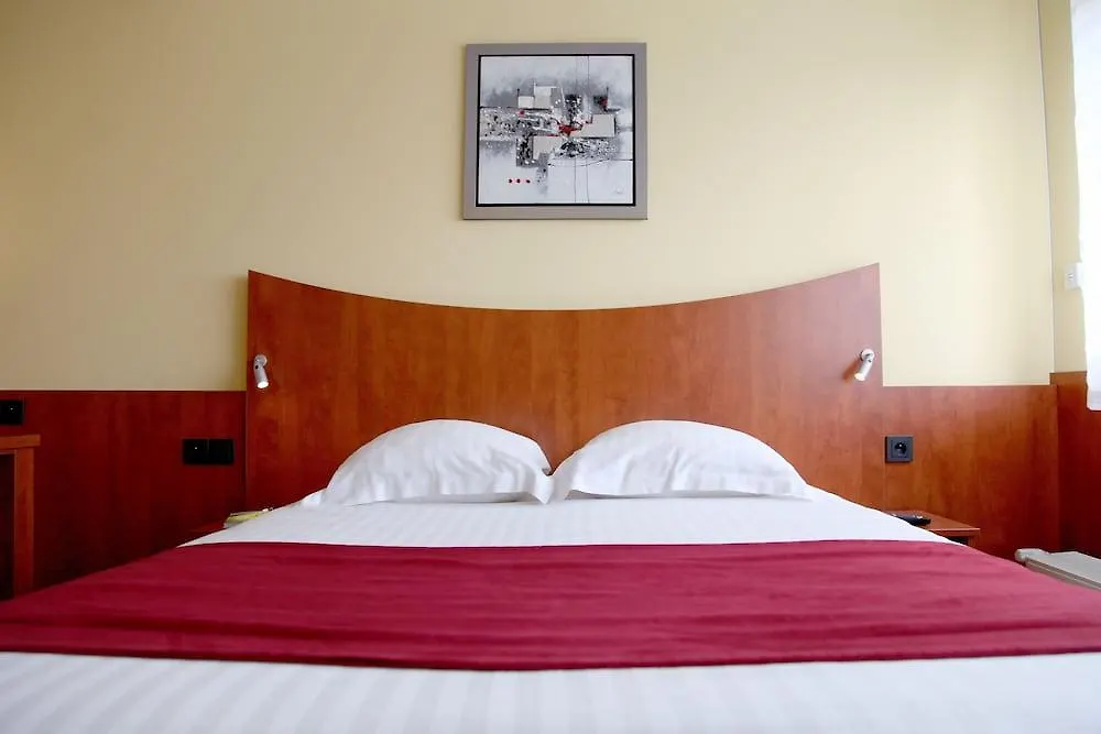 ***  Logis Hotel Center Brest Frankrig