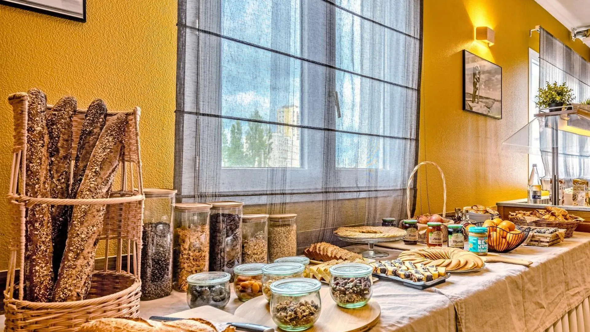 Logis Hotel Center Brest