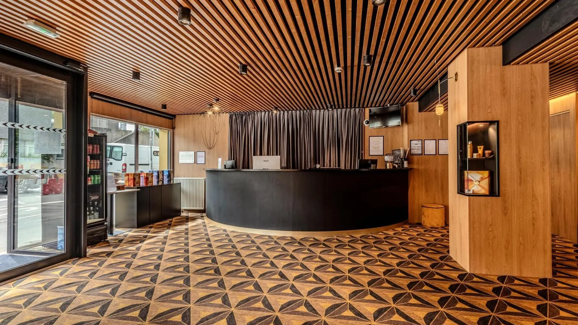 Logis Hotel Center Brest 3*,  Francia