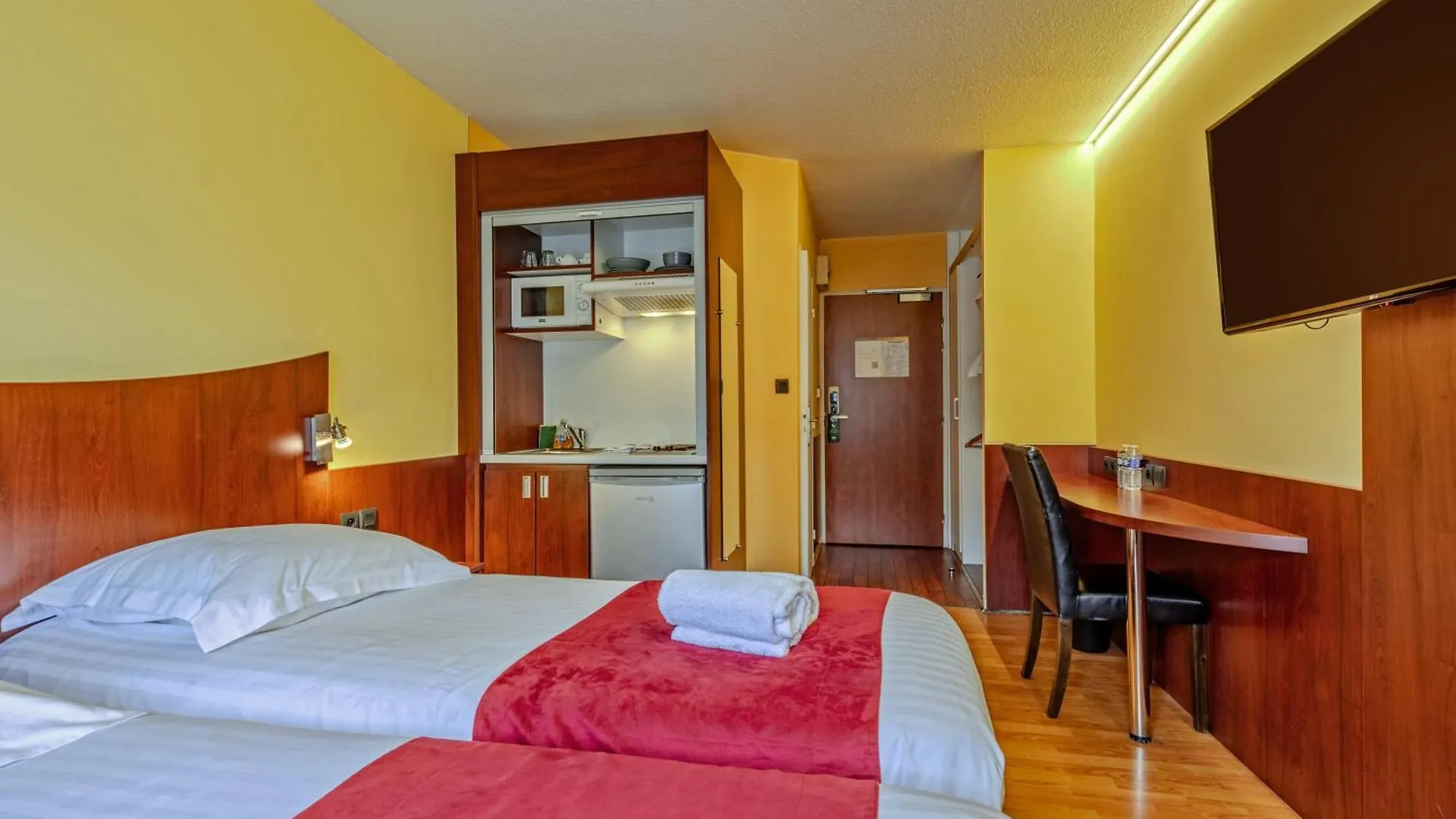 Logis Hotel Center Brest France